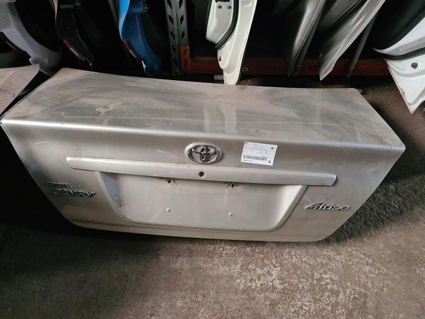 2005 TOYOTA CAMRY BOOTLID TAILGATE