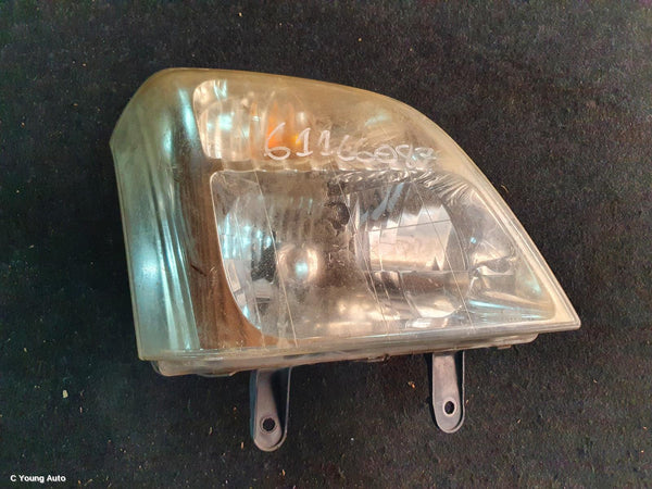 2004 HOLDEN RODEO RIGHT HEADLAMP