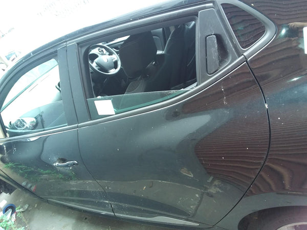 2014 RENAULT CLIO LEFT REAR DOOR SLIDING