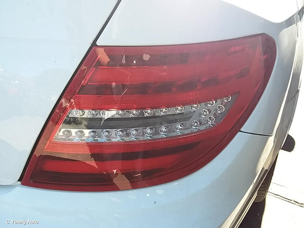2012 MERCEDES C CLASS RIGHT TAILLIGHT