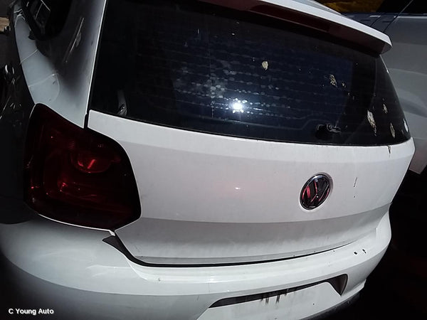 2011 VOLKSWAGEN POLO BOOTLID TAILGATE